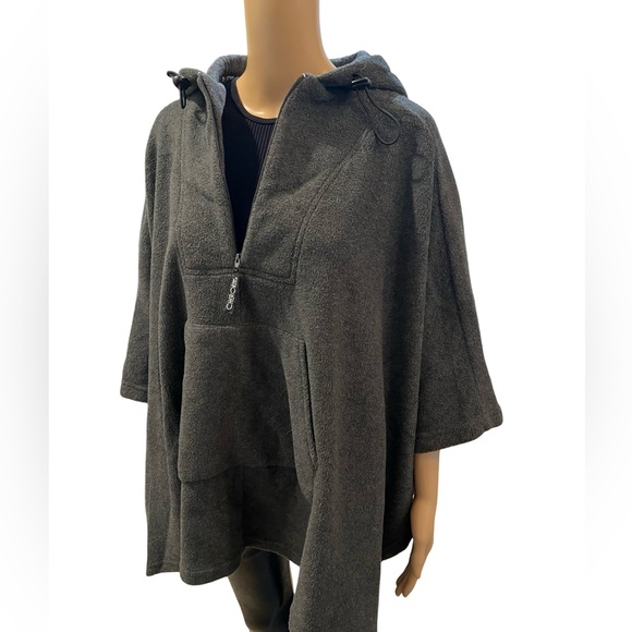 Adorable AF vintage fleece poncho 🩷😍 - Picture 5 of 12